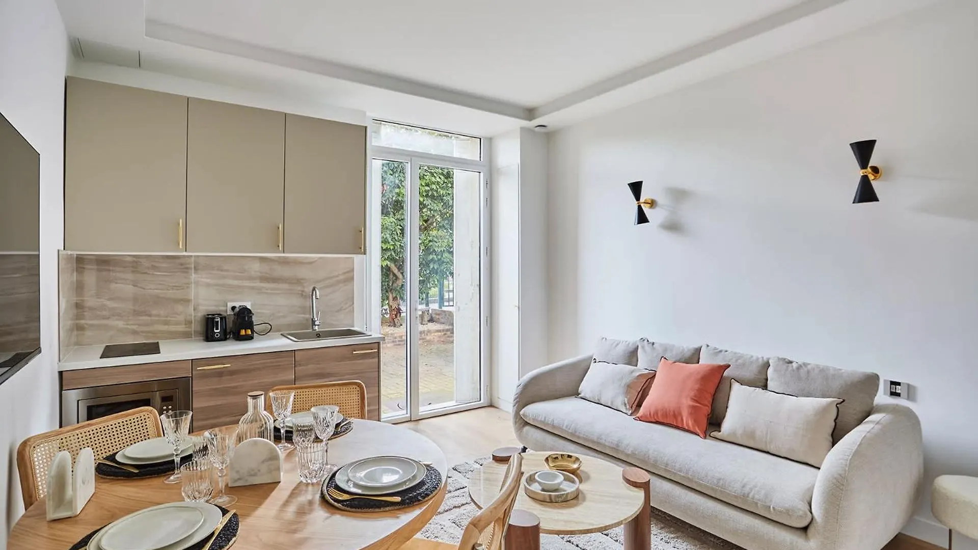 Charming Flat Jardin Du Luxembourg Montparnasse Apartment Paris 0*,  France